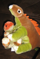 S88_05_MummyAndBabyDinosaurs